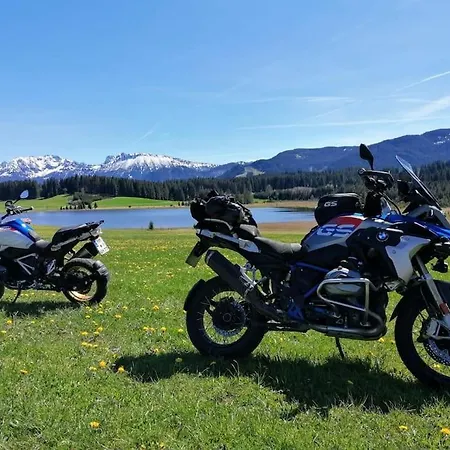 Apartment Nordgrat - Buxacher Strasse 23 + Motorradvermietung Memmingen